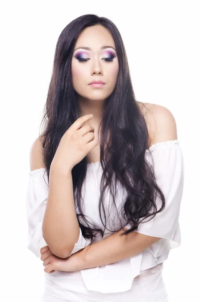 Make-up model s dlouhými černými vlasy — Stock fotografie
