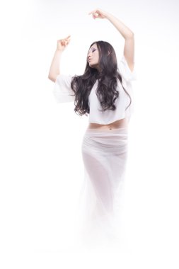 Esmer model poz izole
