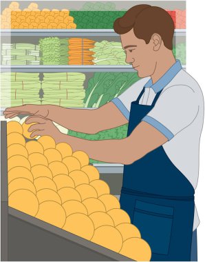 İnsan yiyeceği, erkek bakkal besin idarecisi portakalları sergiliyor ve arka plandaki raflara çeşitli ürünler koyuyor.