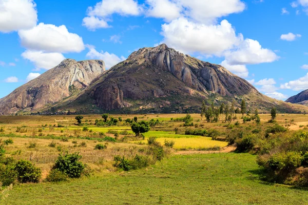 Landscape with rock formation in central Madagascar — Stock Photo, Image