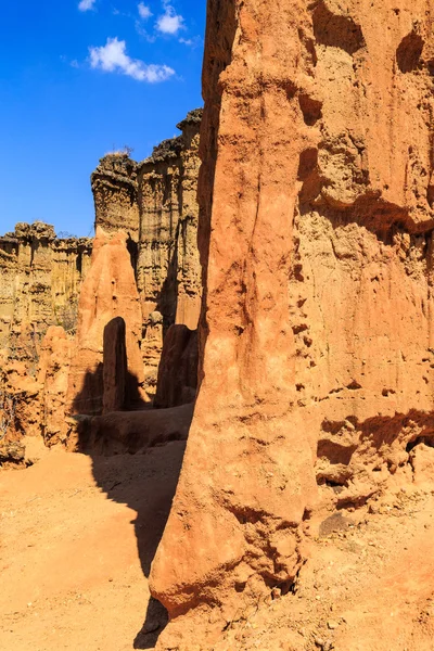 Detalle de un pilar erosionado de arenisca — Foto de Stock