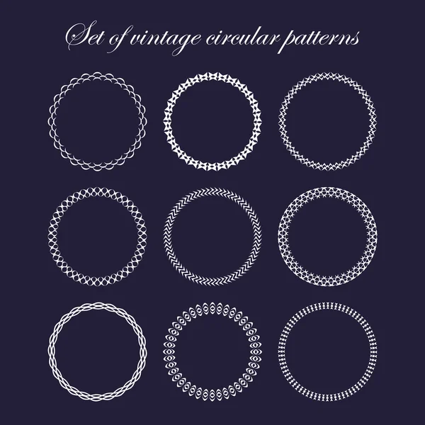 Uppsättning av runda och cirkulära dekorativa mönster — Stock vektor