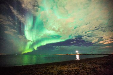 İzlanda 'da Aurora Borealis