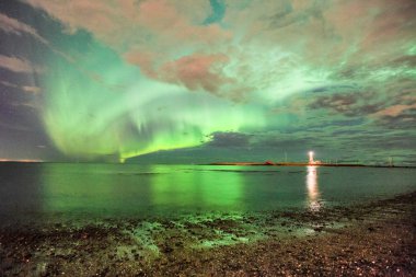 İzlanda 'da Aurora Borealis