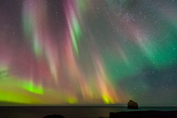 Den lätta eftertanke norrsken — Stockfoto