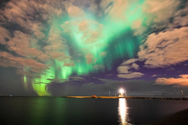 Odbicie światła Północnej oceanu — Zdjęcie stockowe