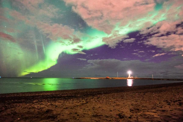 İzlanda 'da Aurora Borealis — Stok fotoğraf