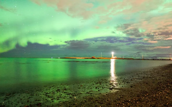 İzlanda 'da Aurora Borealis