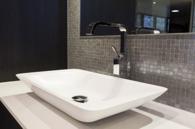 Modern banyo iç mimarisi