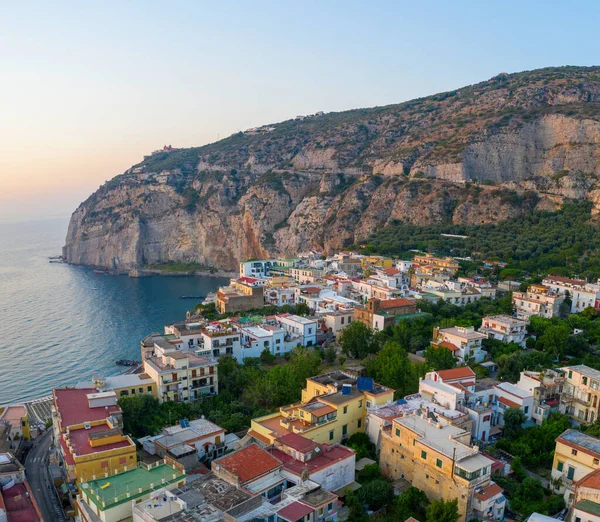 Vista Aérea Cidade Meta Costa Sorrento Baía Nápoles Itália — Fotografia de Stock