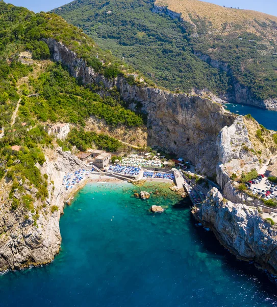 Veduta Aerea Una Spiaggia Incontaminata Nascosta Nel Golfo Napoli — Foto Stock