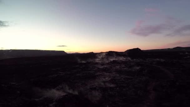 Vista aérea del paisaje volcánico en el monte Krafla — Vídeos de Stock