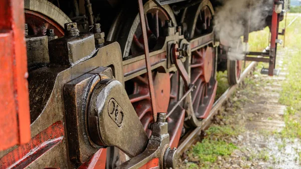 Una Vieja Locomotora Del Siglo — Foto de Stock