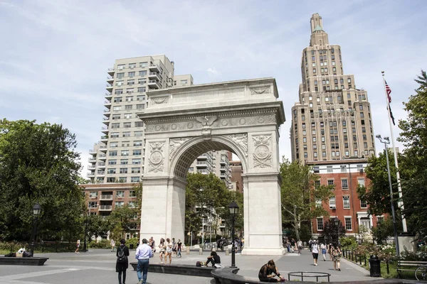 Greenwich Village, Manhattan, New York City yılında Washington Square Park beyaz mermer kemer