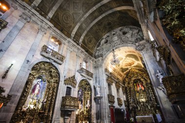 Igreja iç yapmak Carmo Roma Katolik Kilisesi Porto, Kuzey Portekiz, Avrupa'nın