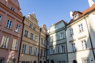 Stare Miasto (Varşova Eski Kenti), Varşova, Polonya - Avrupa 'daki renkli eski ortaçağ evleri cepheleri