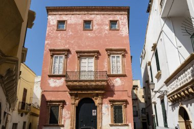 Eski Gelibolu, Apulia, İtalya ve Avrupa 'daki eski bir şehir sarayının cephesi