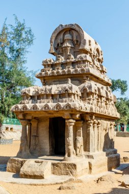 Mamallapuram 'ın Pancha Rathas' larından biri olan Nakula Sahadeva Ratha 'nın dışı, Tamil Nadu, Güney Hindistan, Asya' daki Unesco Dünya Mirası Bölgesi.