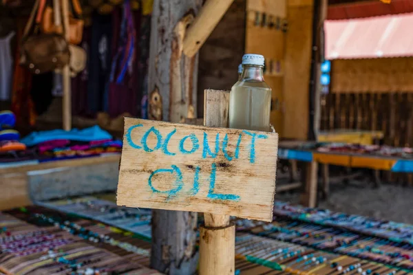 生物椰子油销售 Gili Air West Nusa Tenggara Indonesia Asia — 图库照片