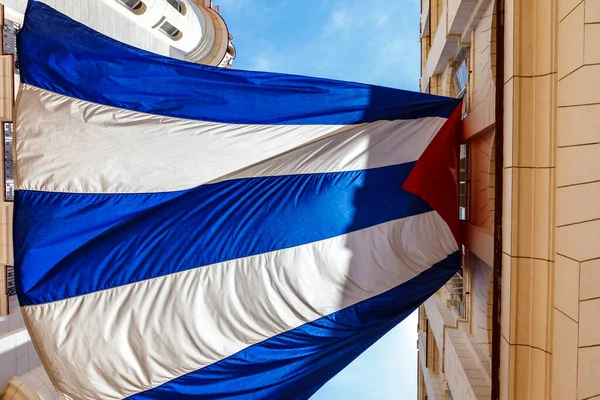 Grande Bandiera Cubana All Interno Del Museo Della Rivoluzione Avana — Foto Stock