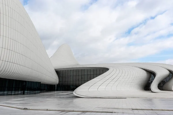 Exteriér Alijevského Centra Heydar Zaha Hadid Architects Baku Ázerbájdžán — Stock fotografie