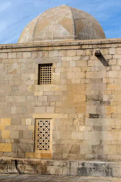 Exterieur Van Het Dynastieke Mausoleum Het Paleis Van Shirvanshahs Oude — Stockfoto