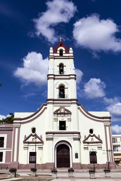 Церковь La Felesia Nuestra Senora de la Merced в Камагуэе, Куба — стоковое фото