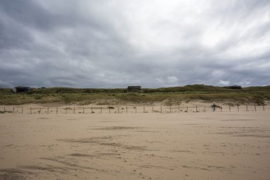 İkinci Dünya Savaşı, Scheveningen, Hollanda, Hollanda sahilinde gelen Alman Atlantikwall sığınaklar