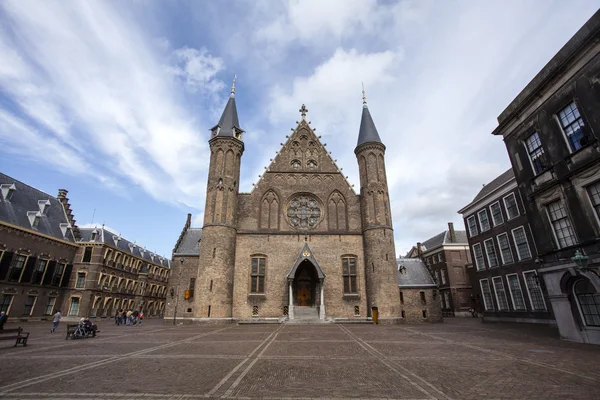 Ridderzaal, Binnenhof, the Dutch national parliament building where the yearly speech of the king is,  in The Hague (Den Haag), the Netherlands (Holland) — Stock Photo, Image