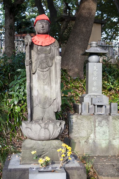 Estátua de Buda no Parque Ueno (Uenokoen) em Tóquio - Japão — Fotografia de Stock