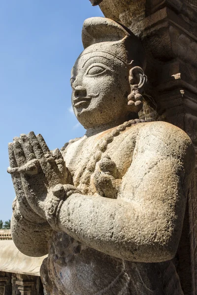 Statua all'interno del tempio di Brihadishwara a Tanjore (Thanjavur) Tamil Nadu - India meridionale — Foto Stock