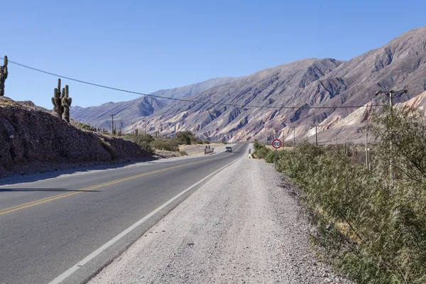 Färgglada stenar av målarens palett i Maimara, Jujuy, norra Argentina — Stockfoto