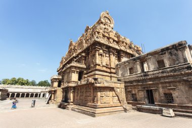 Brihadishwara tapınağın içine Tanjore (Thanjavur) Tamil Nadu, Güney Hindistan içinde