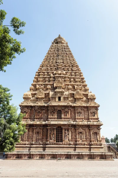 Uvnitř chrámu Brihadishwara v Tanjore (Valašské Meziříčí) v Tamil Nadu, Jižní Indie — Stock fotografie