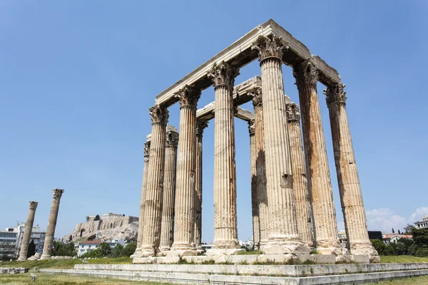 Ruina del templo de Zeus olímpico en Atenas, Grecia — Foto de Stock