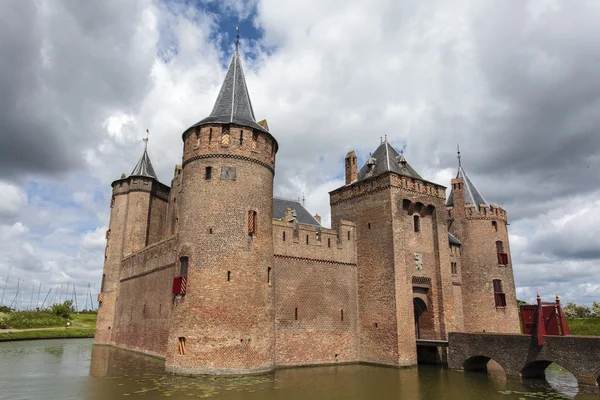 Muiderslot kasteel in Muiden-Noord Holland - Nederland - Europa — Stockfoto