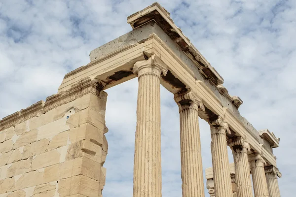 在希腊的雅典卫城-雅典--欧洲那个神殿庙宇的遗迹 — 图库照片