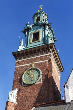 Sonbaharda Wawel Hill 'deki Wawel Katedrali' nin çan kulesi, Krakow, Polonya, Polonya, Avrupa