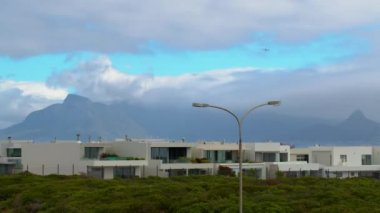 Cape Town Büyük Körfezi 'ndeki rıhtımdan hızlandırılmış video..