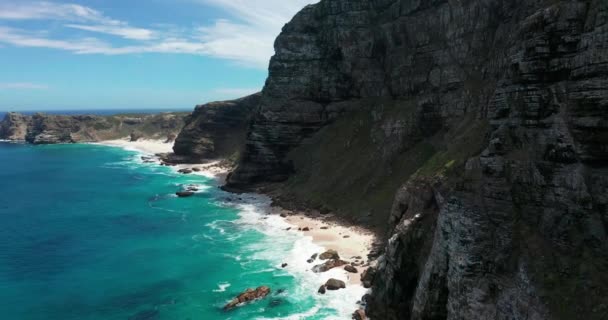 Ümit Burnu ve Cape Point 'in Hindistan, Güney ve Atlantik Okyanusları' nın birleştiği yer.. — Stok video