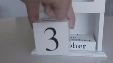 31 Ekim, takvimdeki tarih. El yapımı ahşap küplerin tarihi, ay sonu Cadılar Bayramı bayramı.