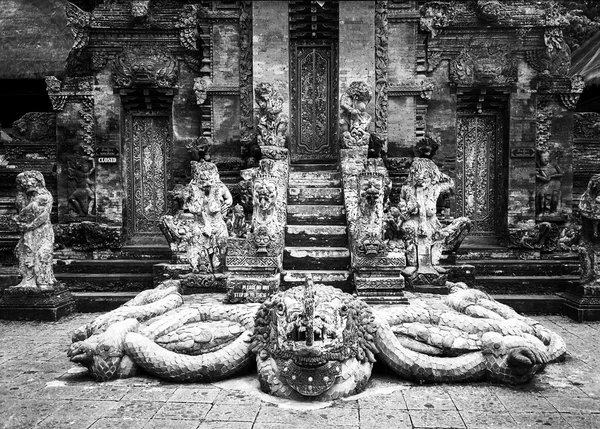 Snake God Naga in Hindu Temple — Stock Photo, Image