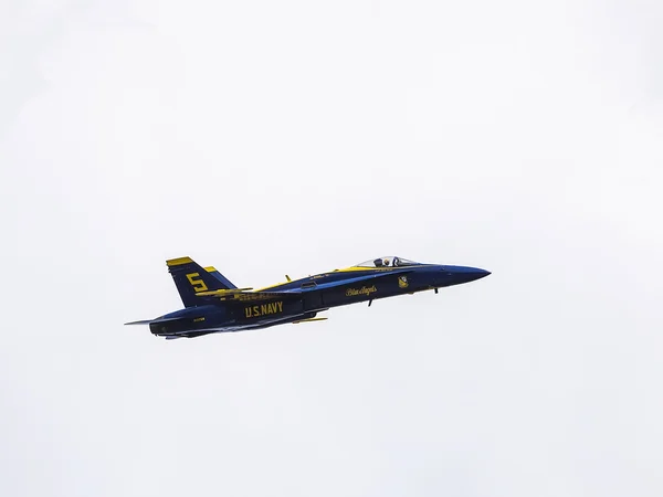 Ángel azul número cinco avión — Foto de Stock
