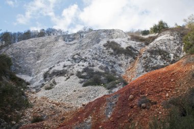 Toskana Jeotermal Parkı (Sasso Pisano)