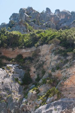 Cala Goloritze yakınlarındaki manzara (Sardunya manzarası)