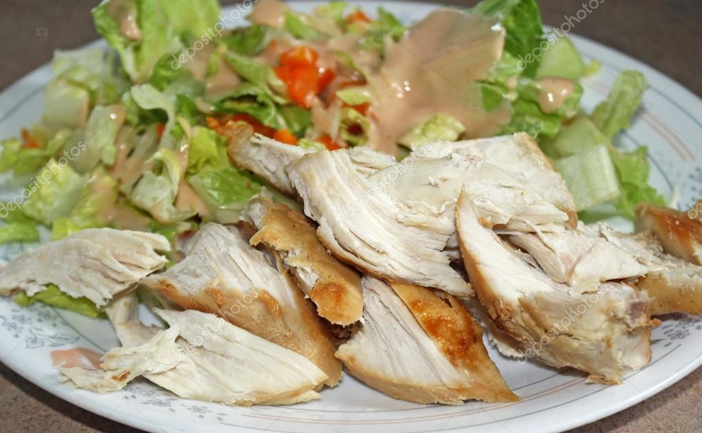 Dieta pollo y ensalada