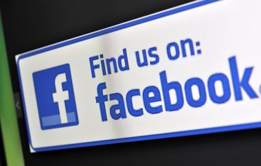 Facebook ana bilgisayar ekranında