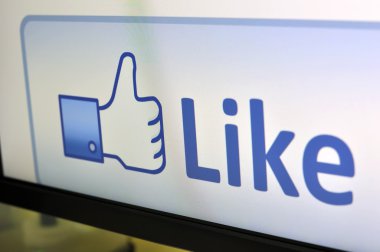 Facebook ana bilgisayar ekranında