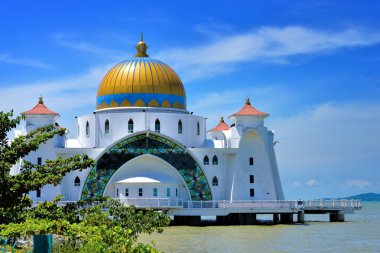 Malacca Straits Camii (Mescid Selat Melaka)