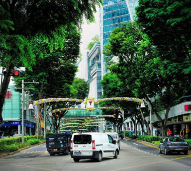 Singapur Orchard Road Noel Dekorasyon Günü görünümü